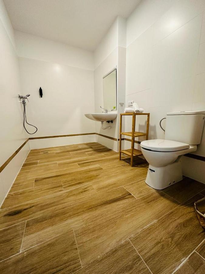 Hostel Costa-Luz Bejar 28-30 Huelva Bagian luar foto