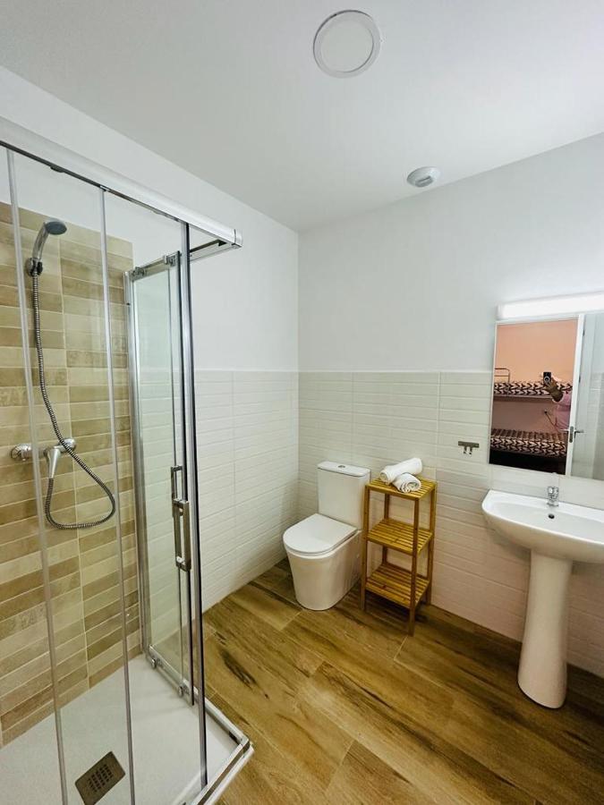 Hostel Costa-Luz Bejar 28-30 Huelva Bagian luar foto