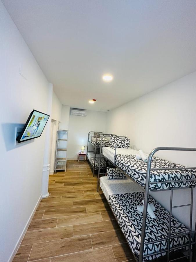 Hostel Costa-Luz Bejar 28-30 Huelva Bagian luar foto