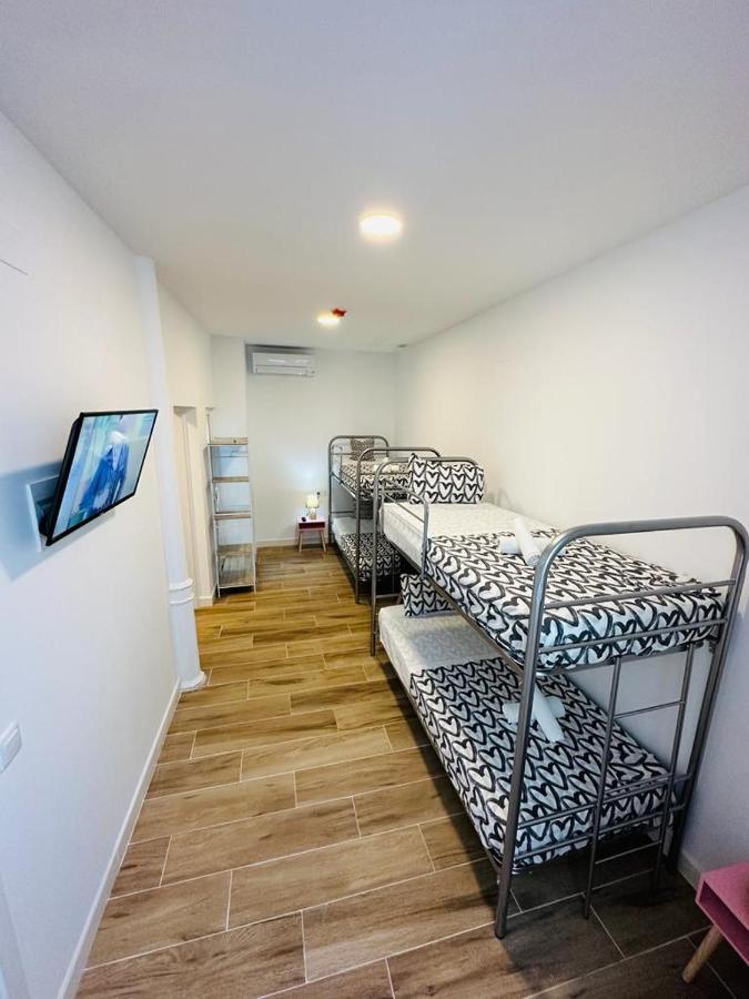 Hostel Costa-Luz Bejar 28-30 Huelva Bagian luar foto